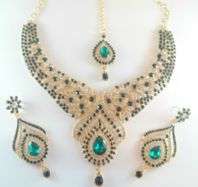 NS072 Indian Bollywood Gold Emerald Green Crystal Jewellery, Necklace, Earring + Tikka